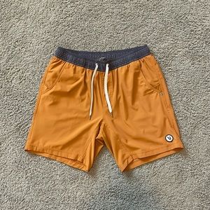 Vouri Kore Shorts men’s size medium - burnt orange